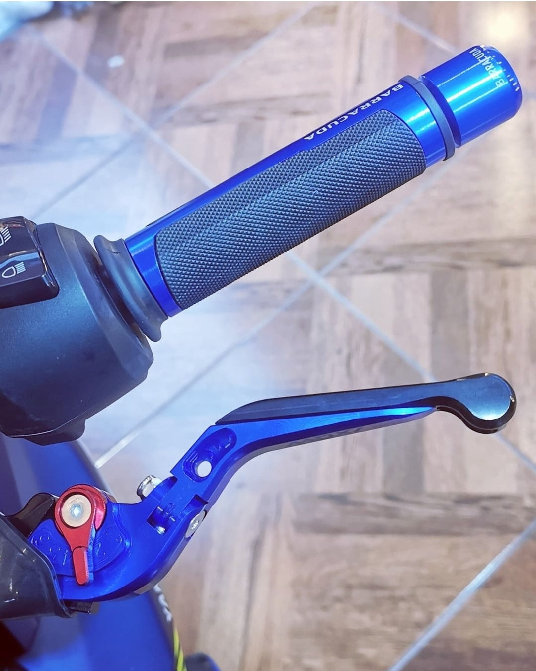 GRIPS BARRACUDA ALUMINIO YAMAHA FZ250