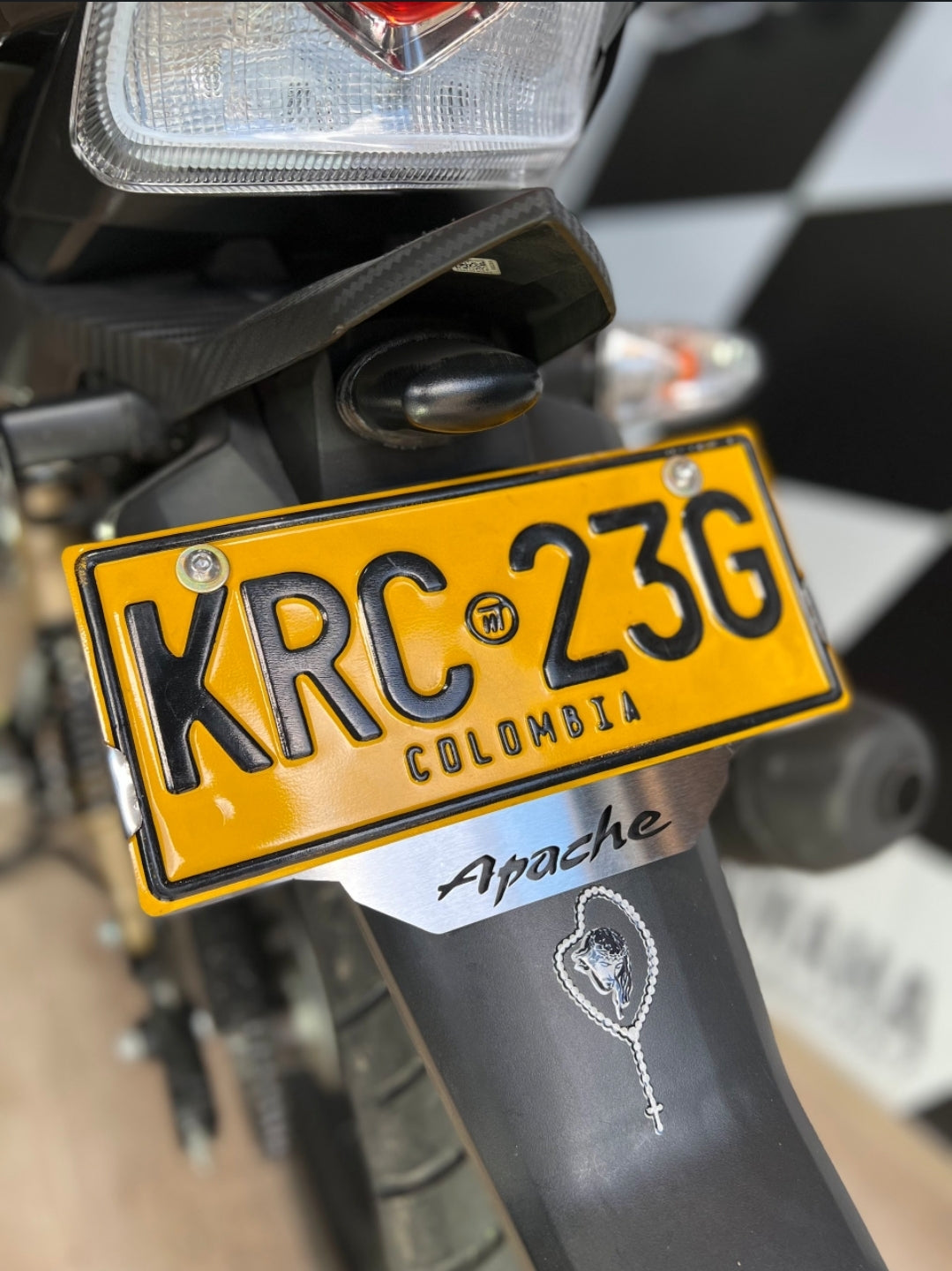 PROTECTOR DE PLACA APACHE200 - 180 - 160