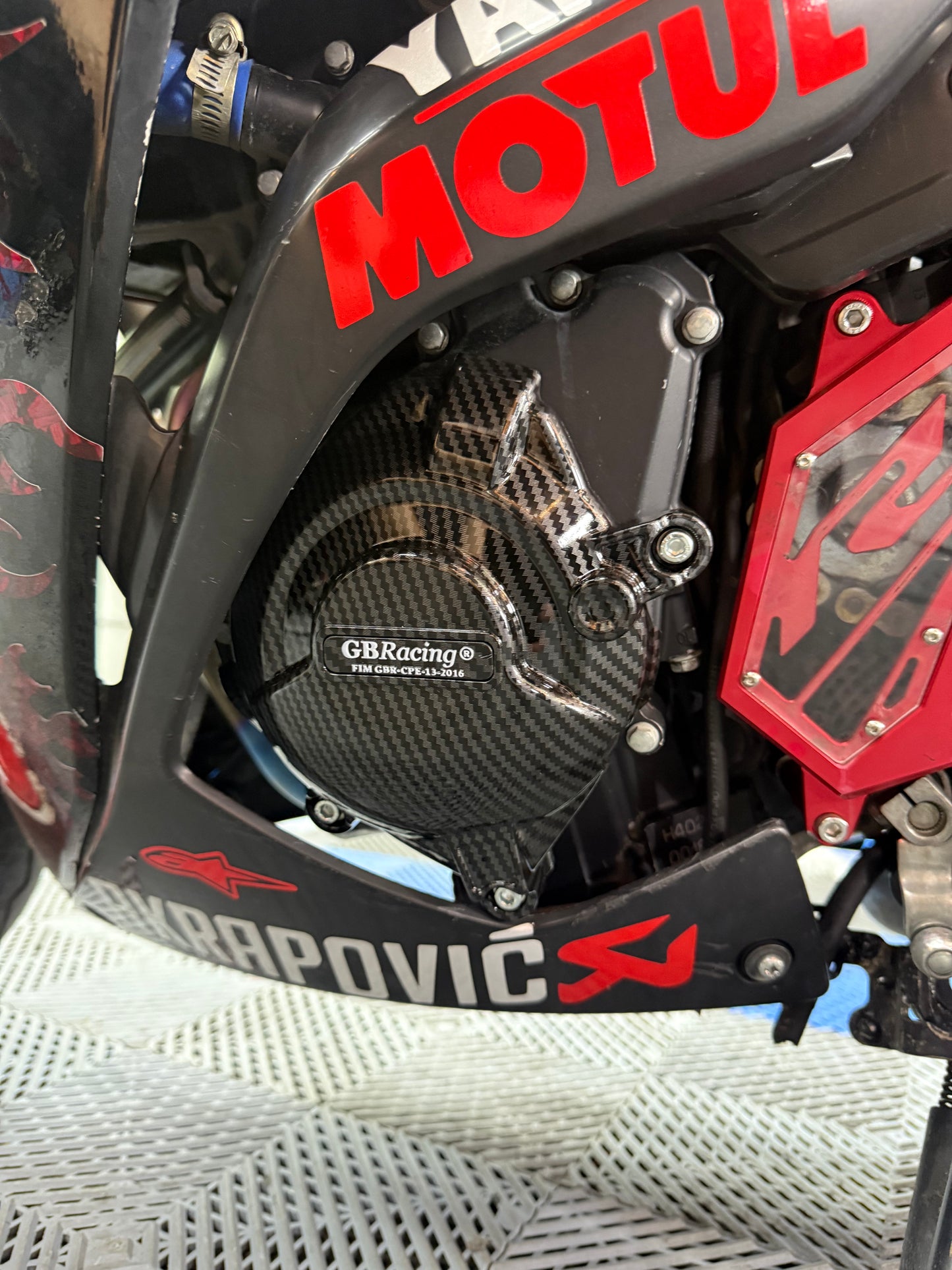 SLIDERS CUBIERTA DE MOTOR YAMAHA R3-MT03