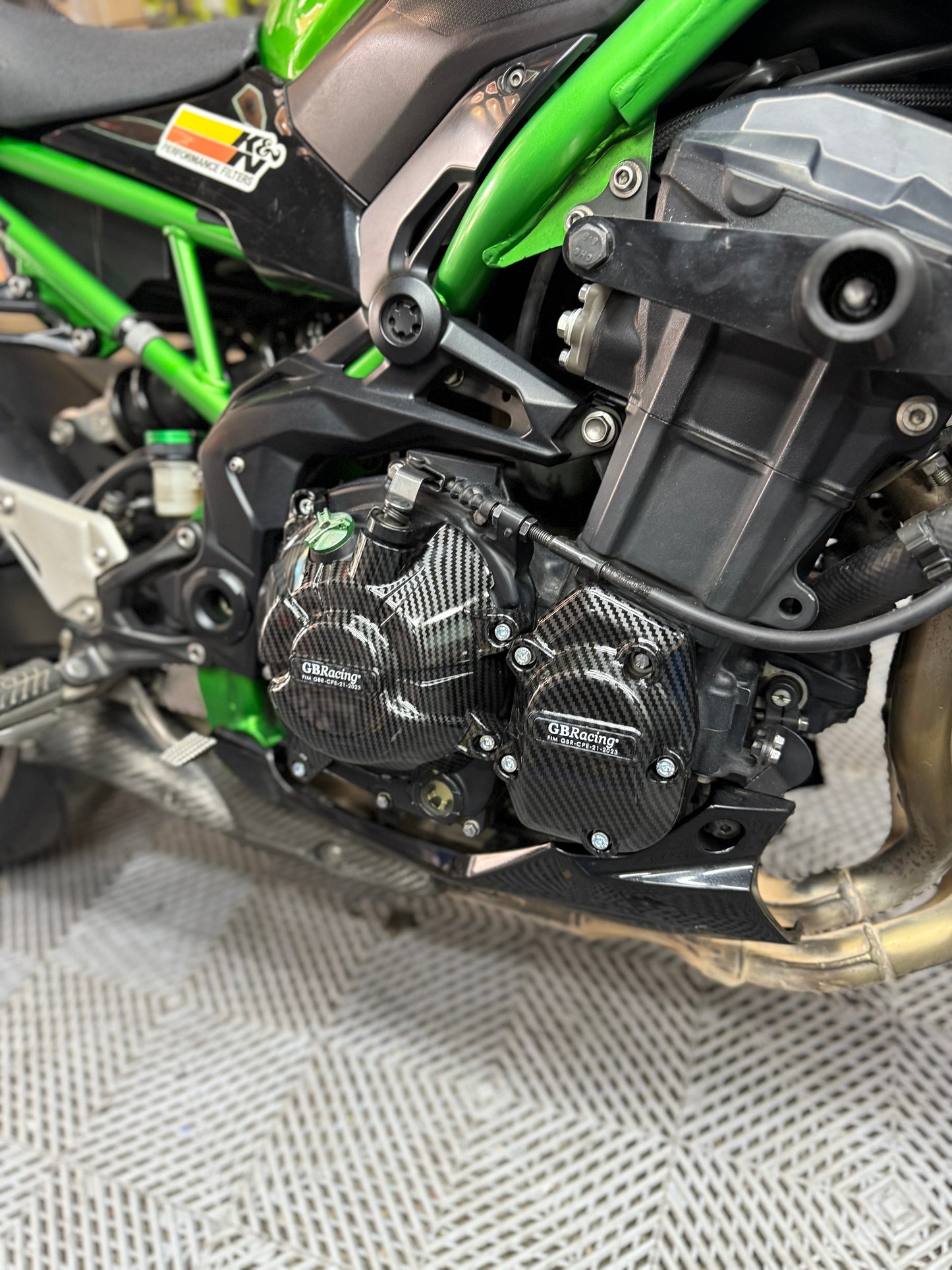 SLIDERS CUBIERTA DE MOTOR KAWASAKI Z900