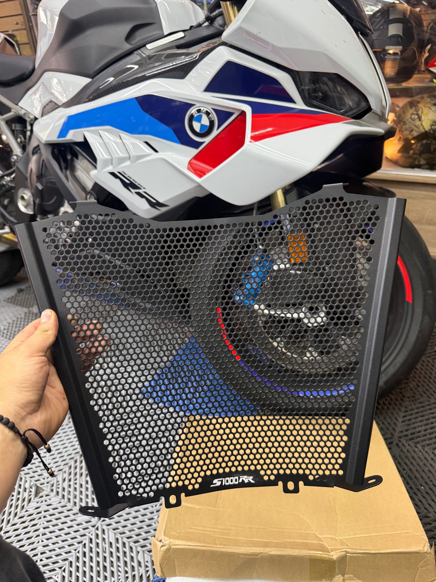PROTECTOR DE RADIADOR S1000RR 2019-2026