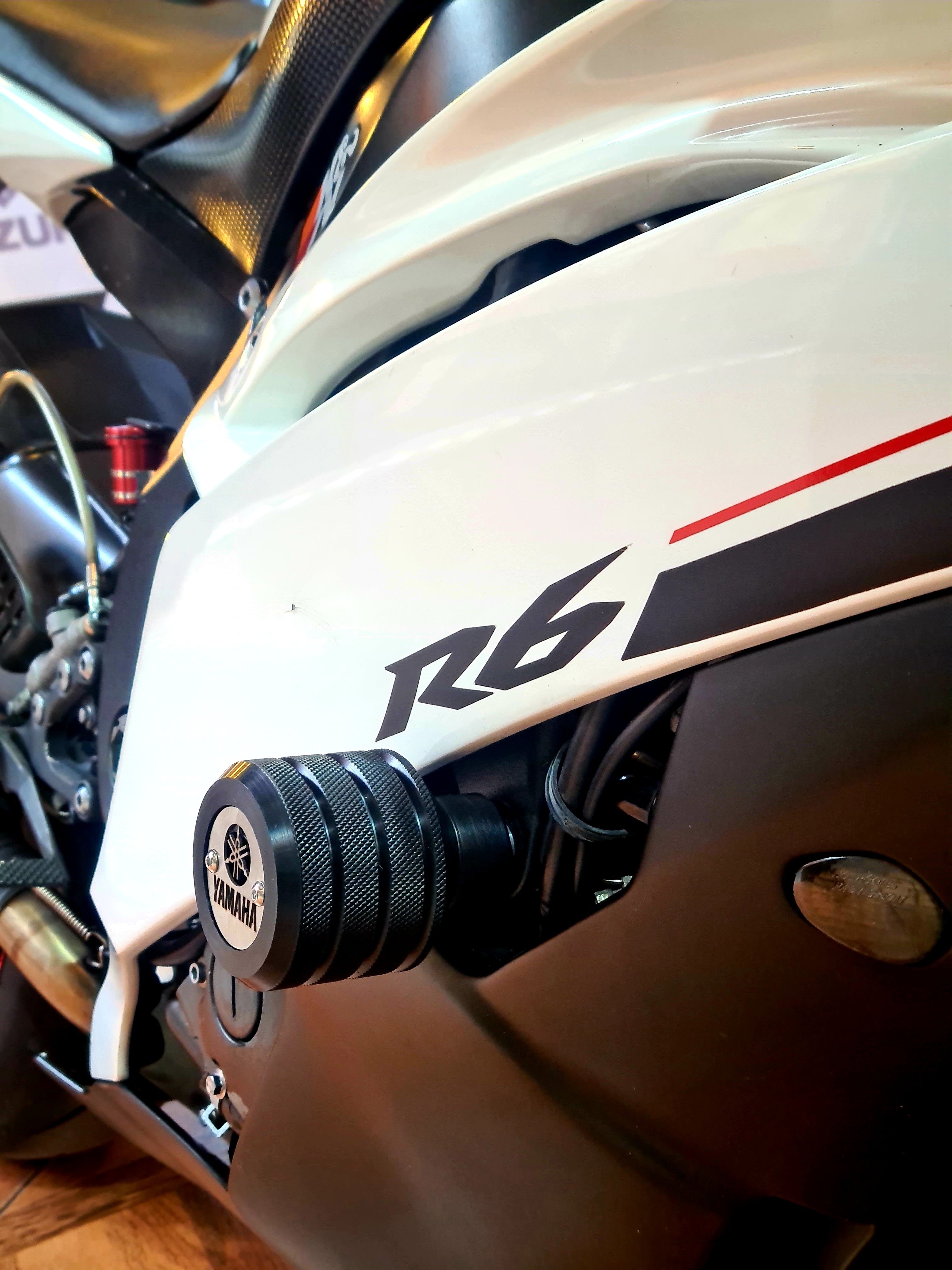 2020 R6 Frame Sliders SLIDERS YAMAHA R6R – VIRTUALED