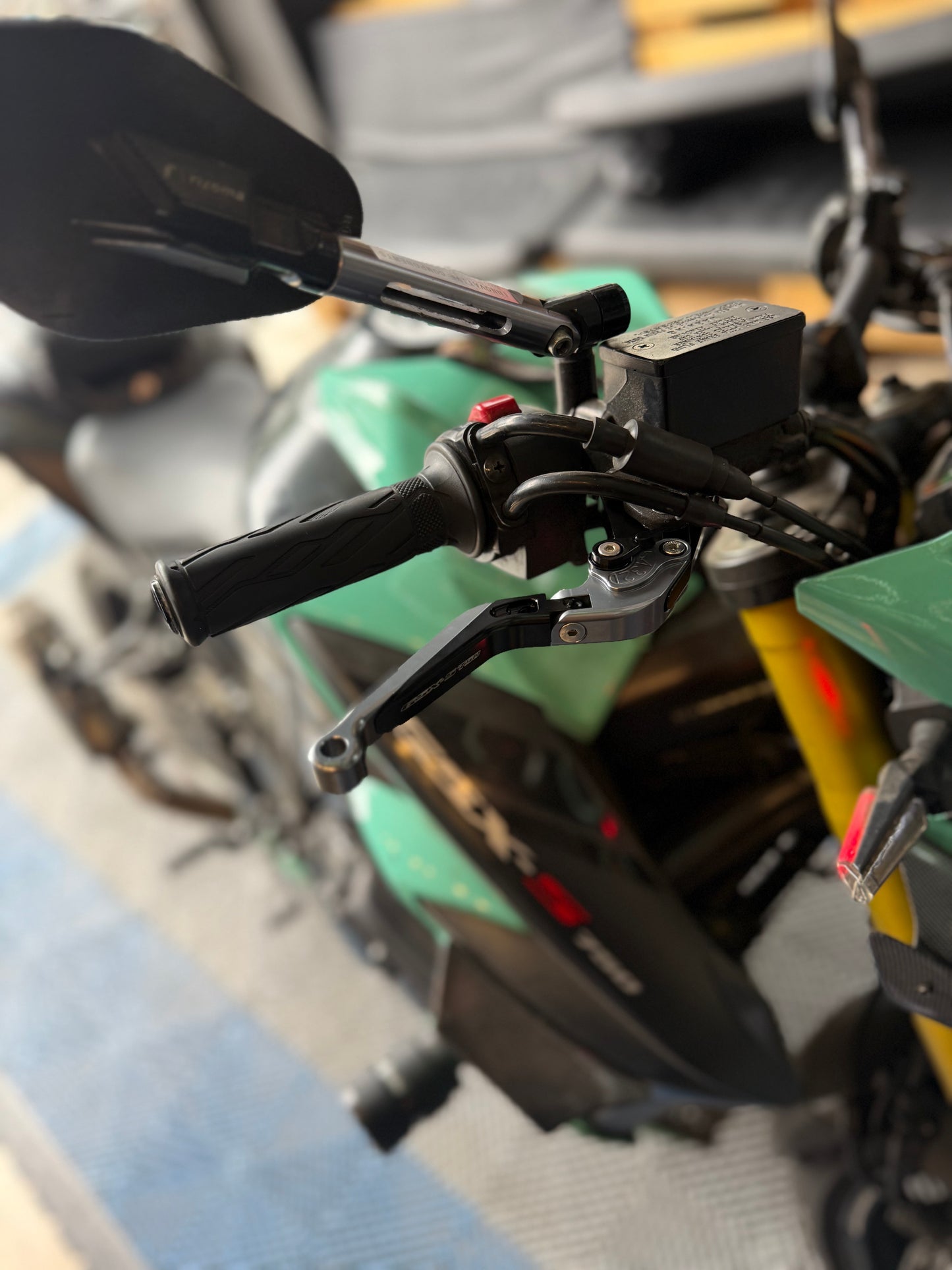 MANIGUETAS ABATIBLES SUZUKI GSXS750