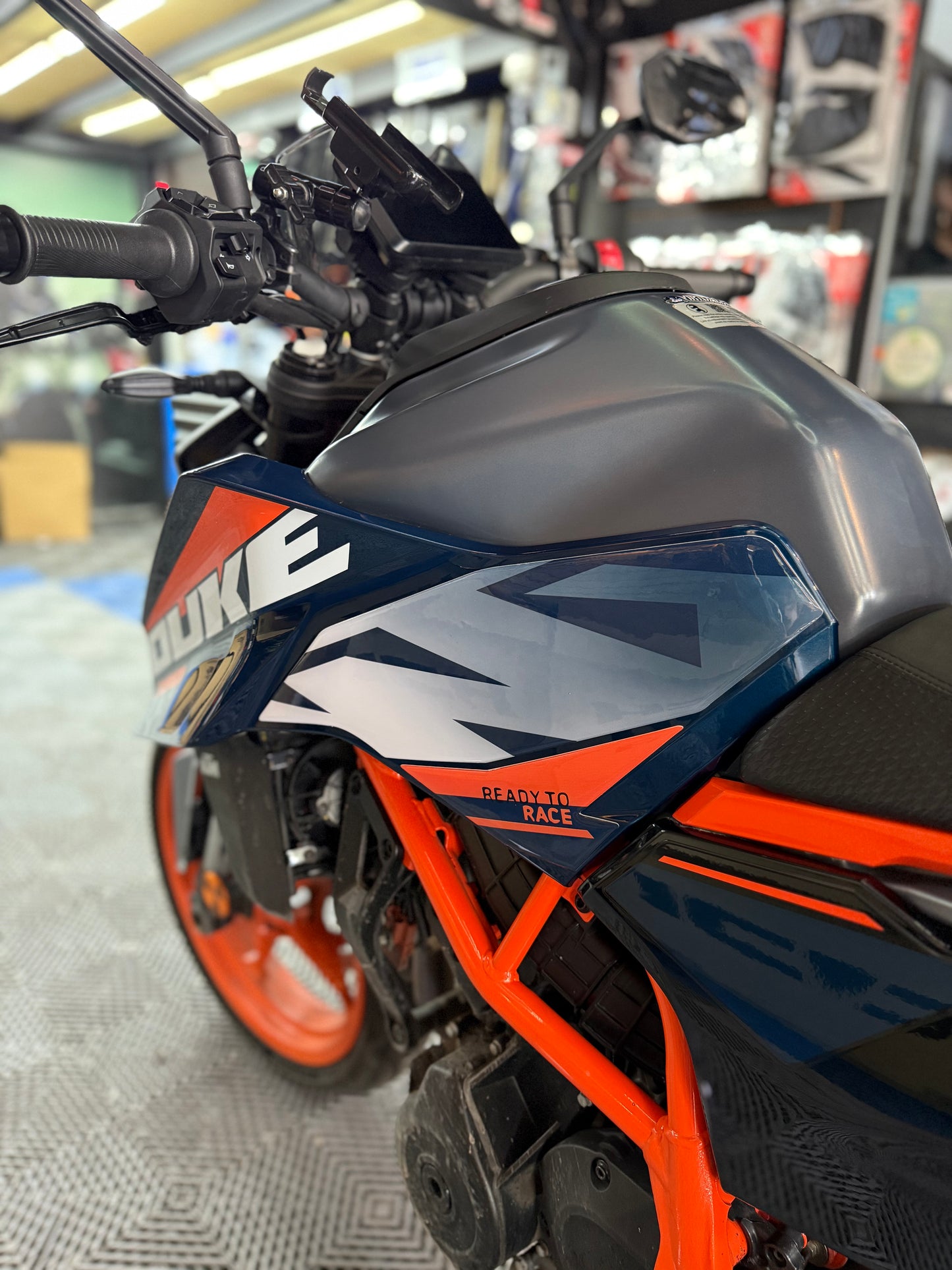 PROTECTORES DE TANQUE KTM 250 -390 3G