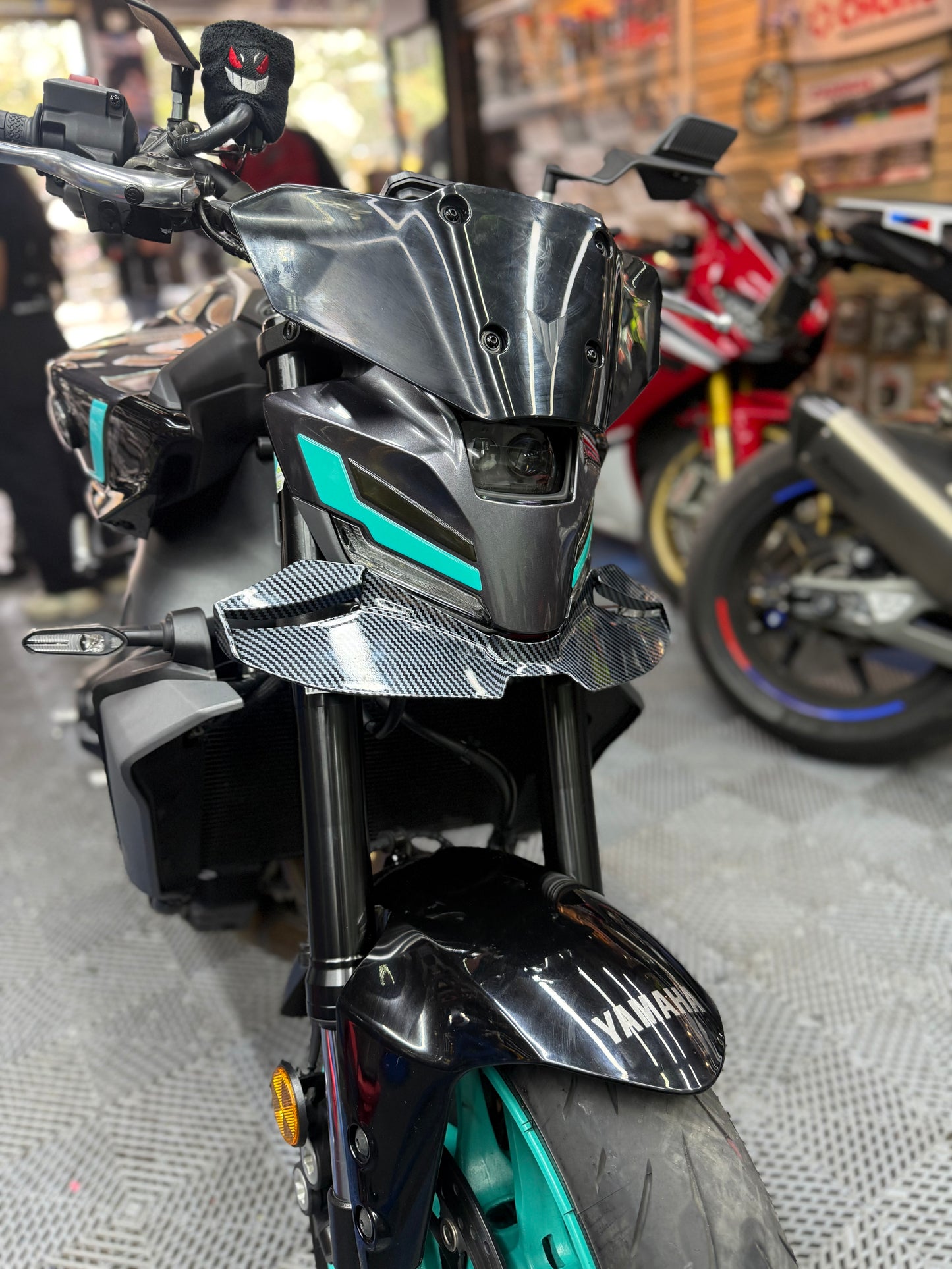 ALERON YAMAHA MT09 V4