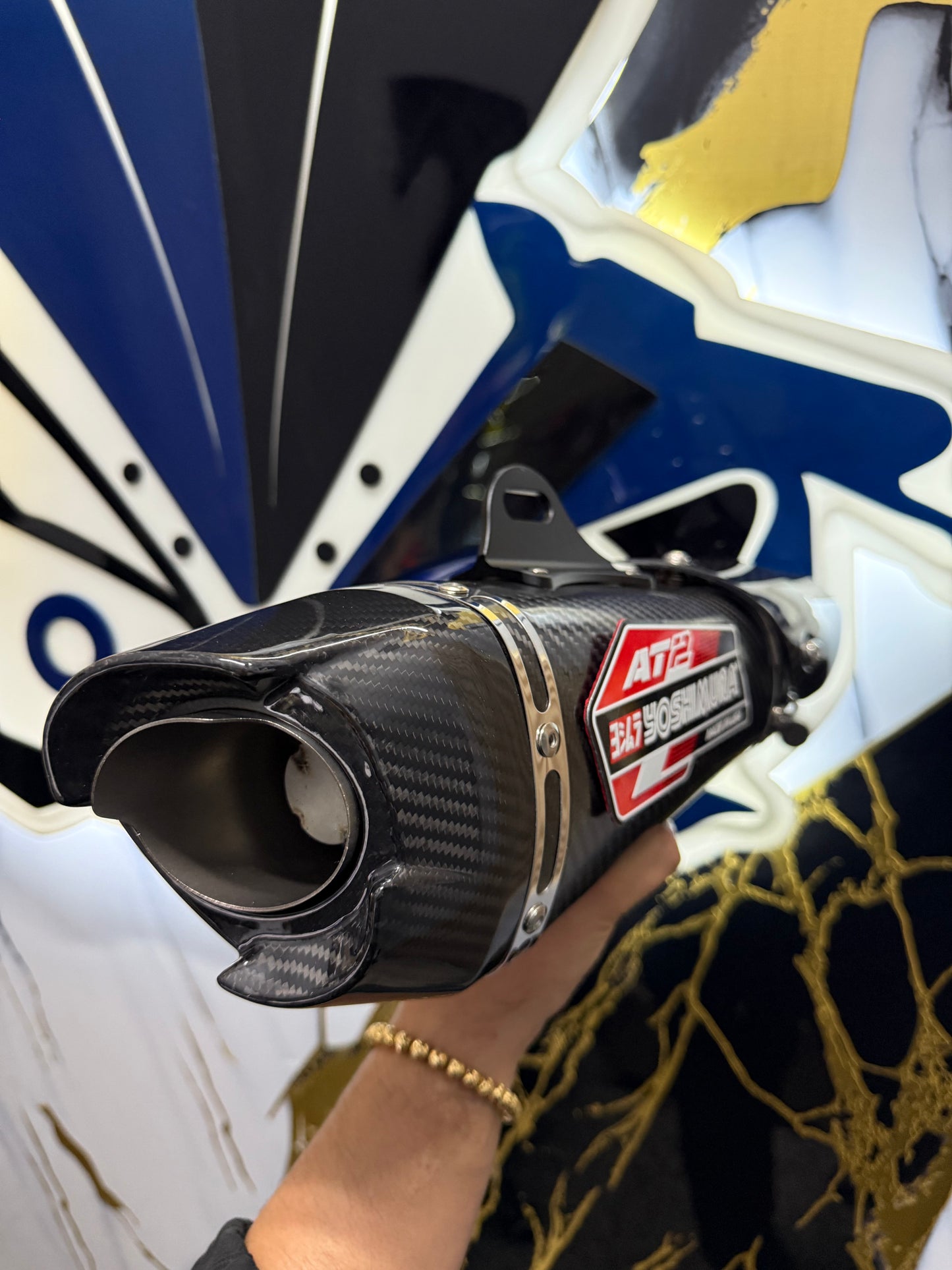 YOSHIMURA ALPHA AT2 FIBRA DE CARBONO