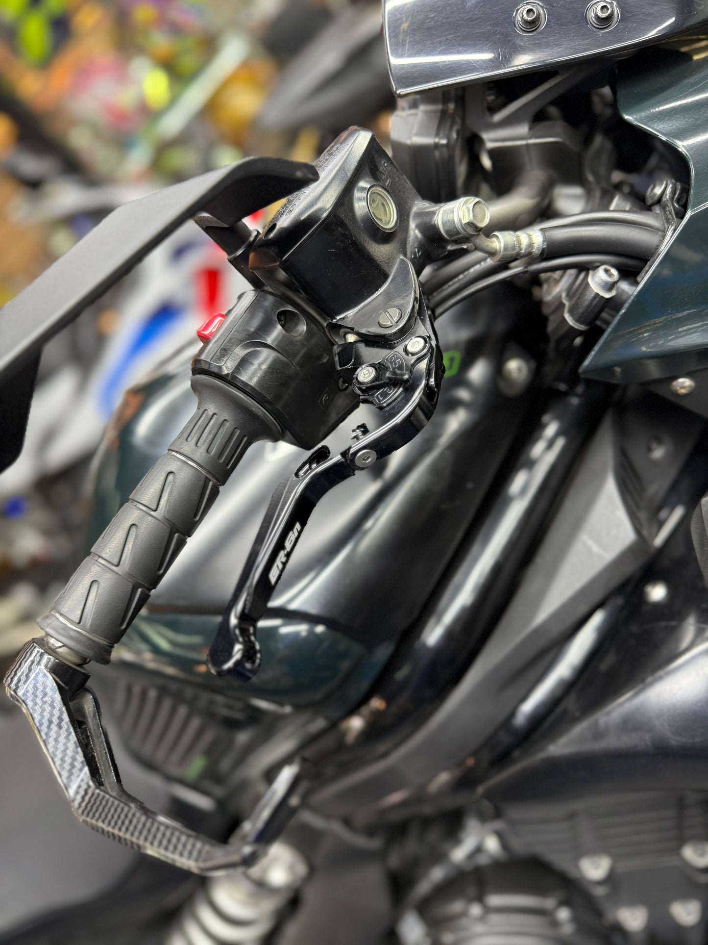 MANIGUETAS ABATIBLES KAWASAKI ER6N