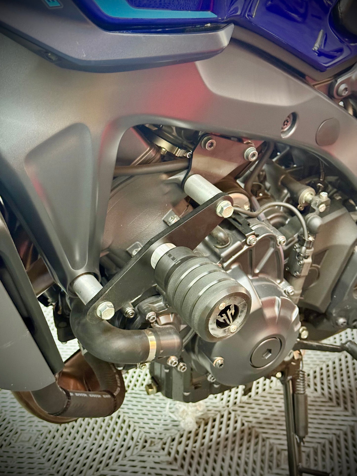 SLIDERS YAMAHA MT09 V4