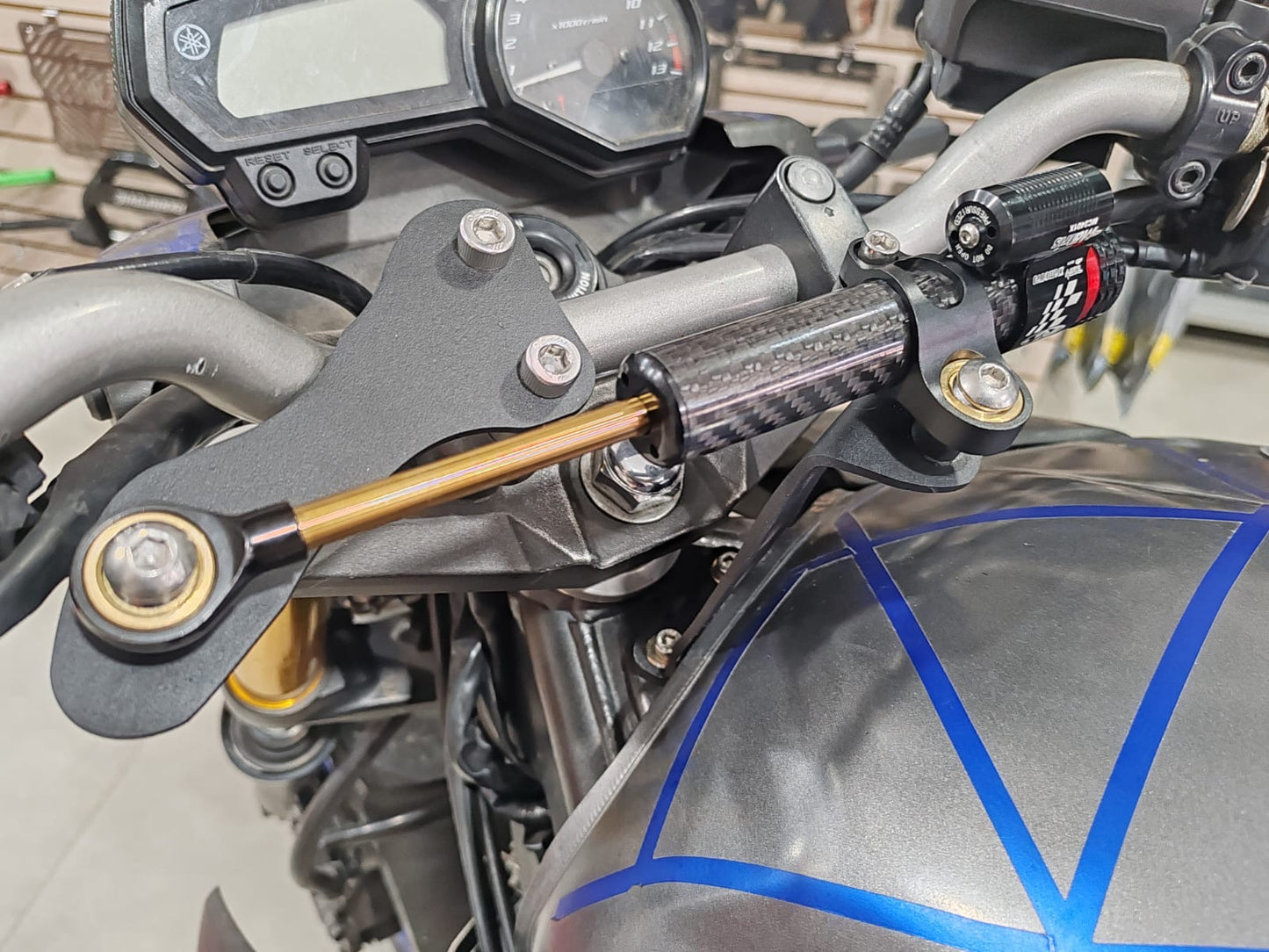 ESTABILIZADOR DE DIRECCION YAMAHA XJ6