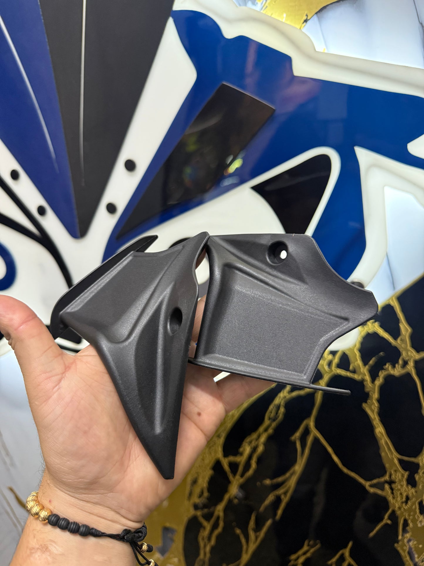 ALERONES LATERALES MT09 V4