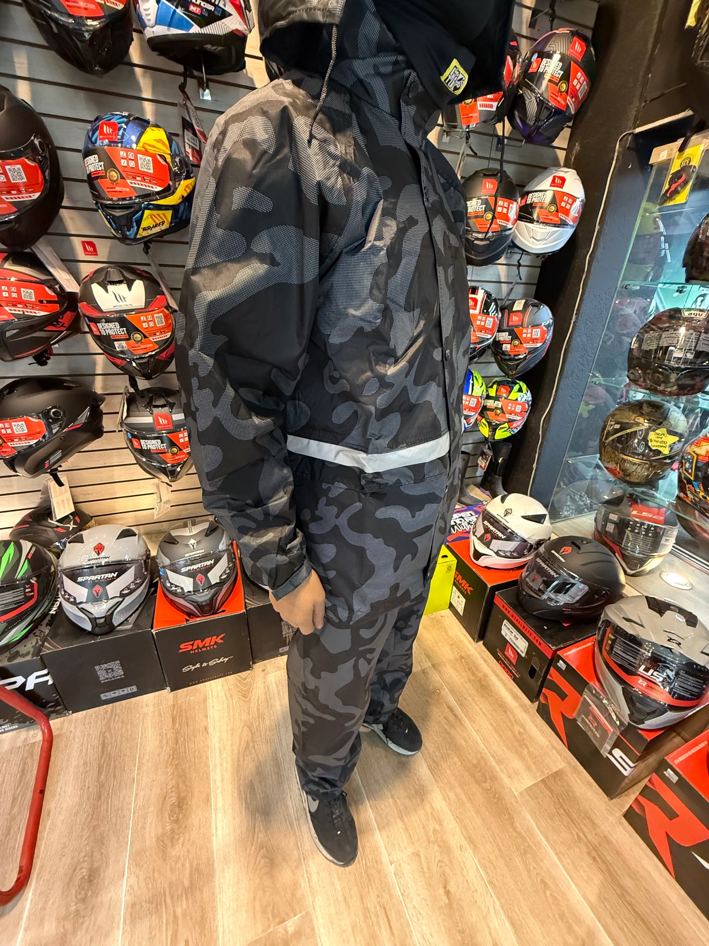 IMPERMEABLE CAMUFLADO