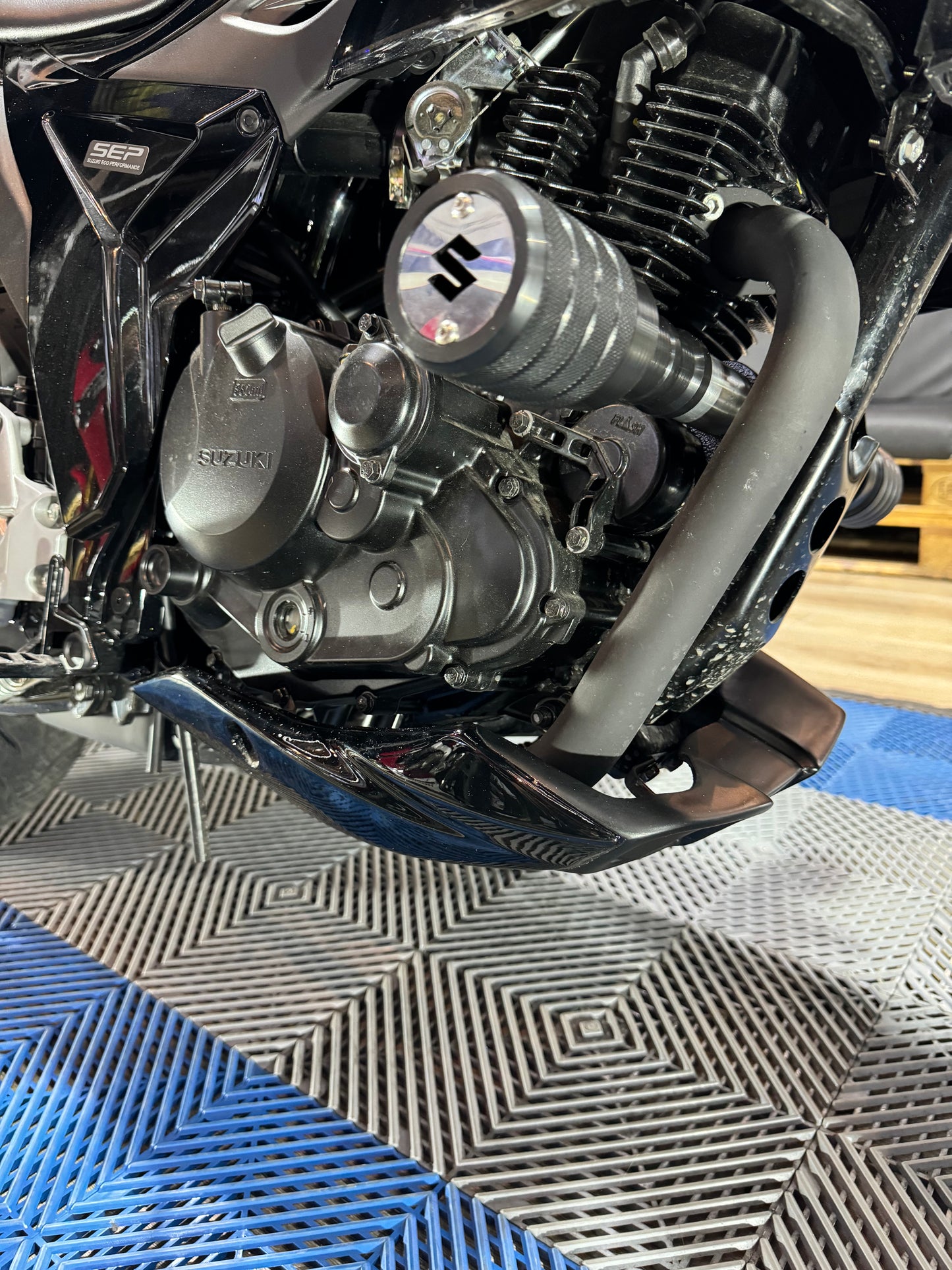 QUILLA SUZUKI GIXXER 150-250