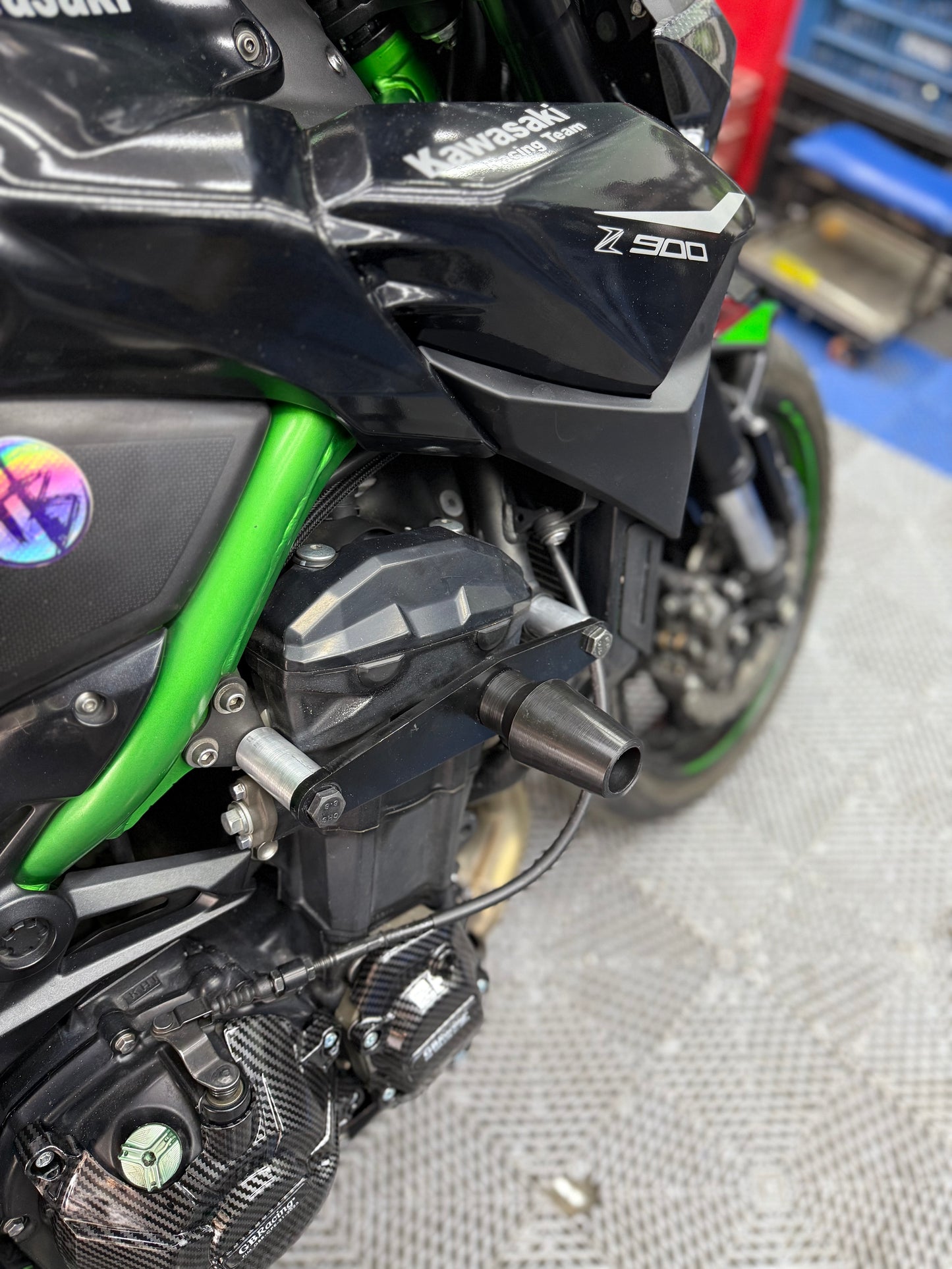 SLIDERS  KAWASAKI Z900