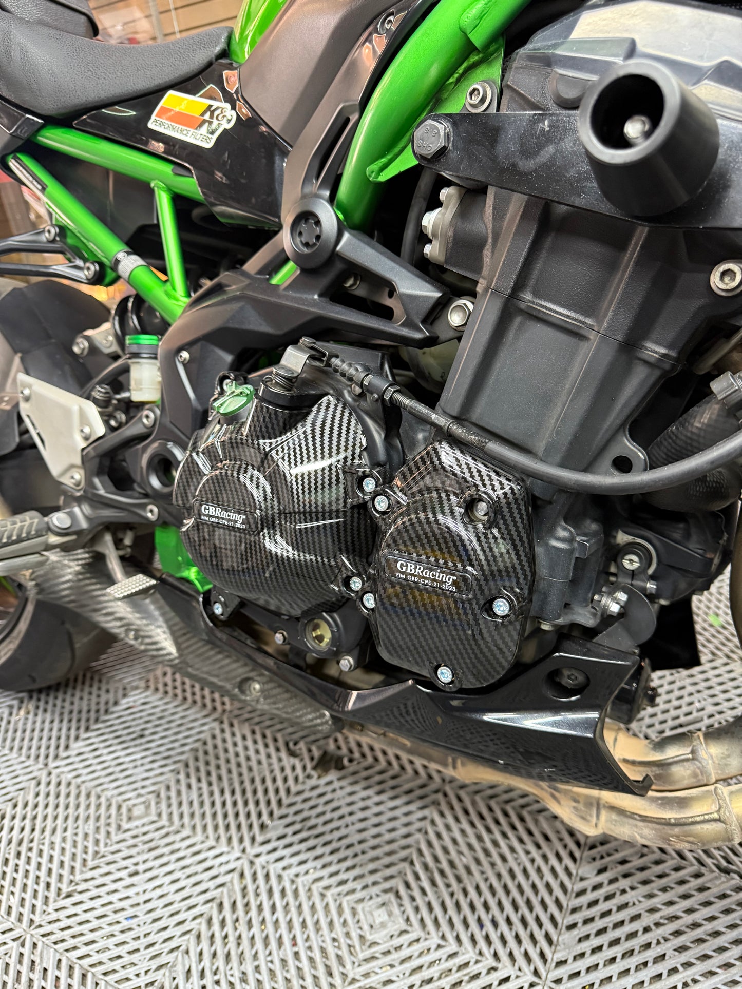 SLIDERS CUBIERTA DE MOTOR KAWASAKI Z900