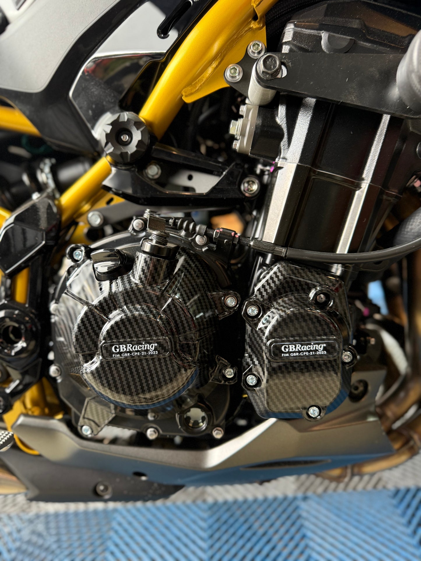 SLIDERS CUBIERTA DE MOTOR KAWASAKI Z900