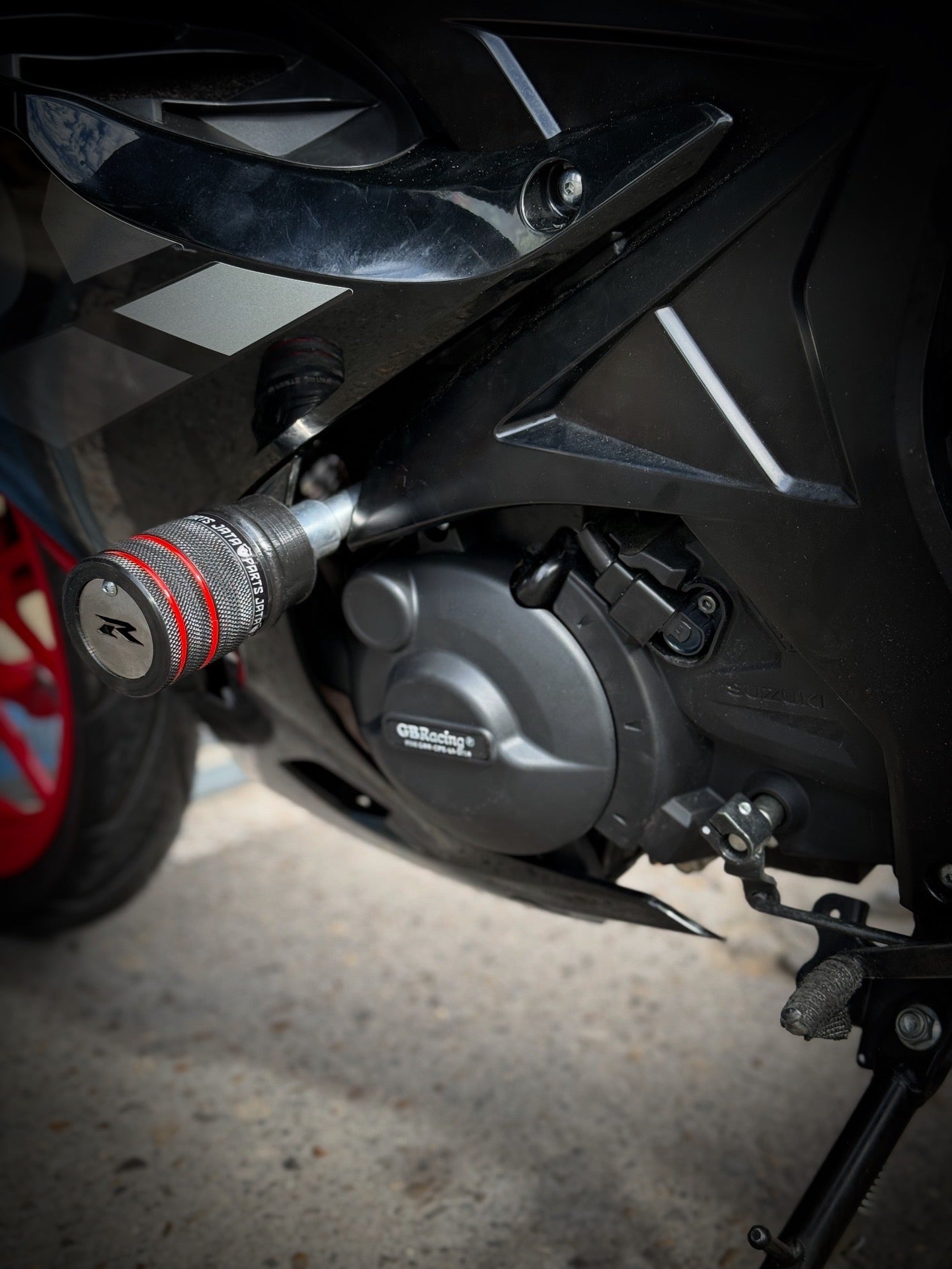 SLIDERS CUBIERTA DE MOTOR SUZUKI GSXR150