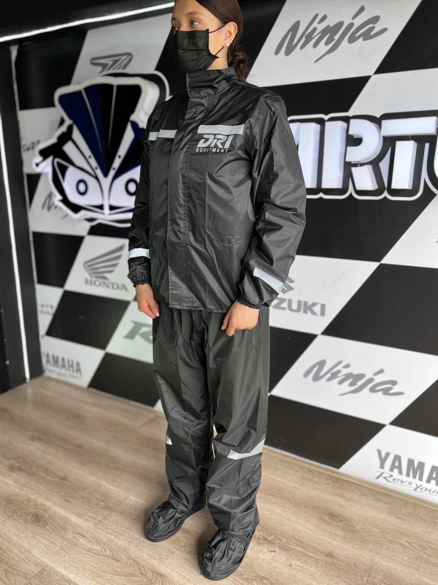 IMPERMEABLE DR1 COMPLETO
