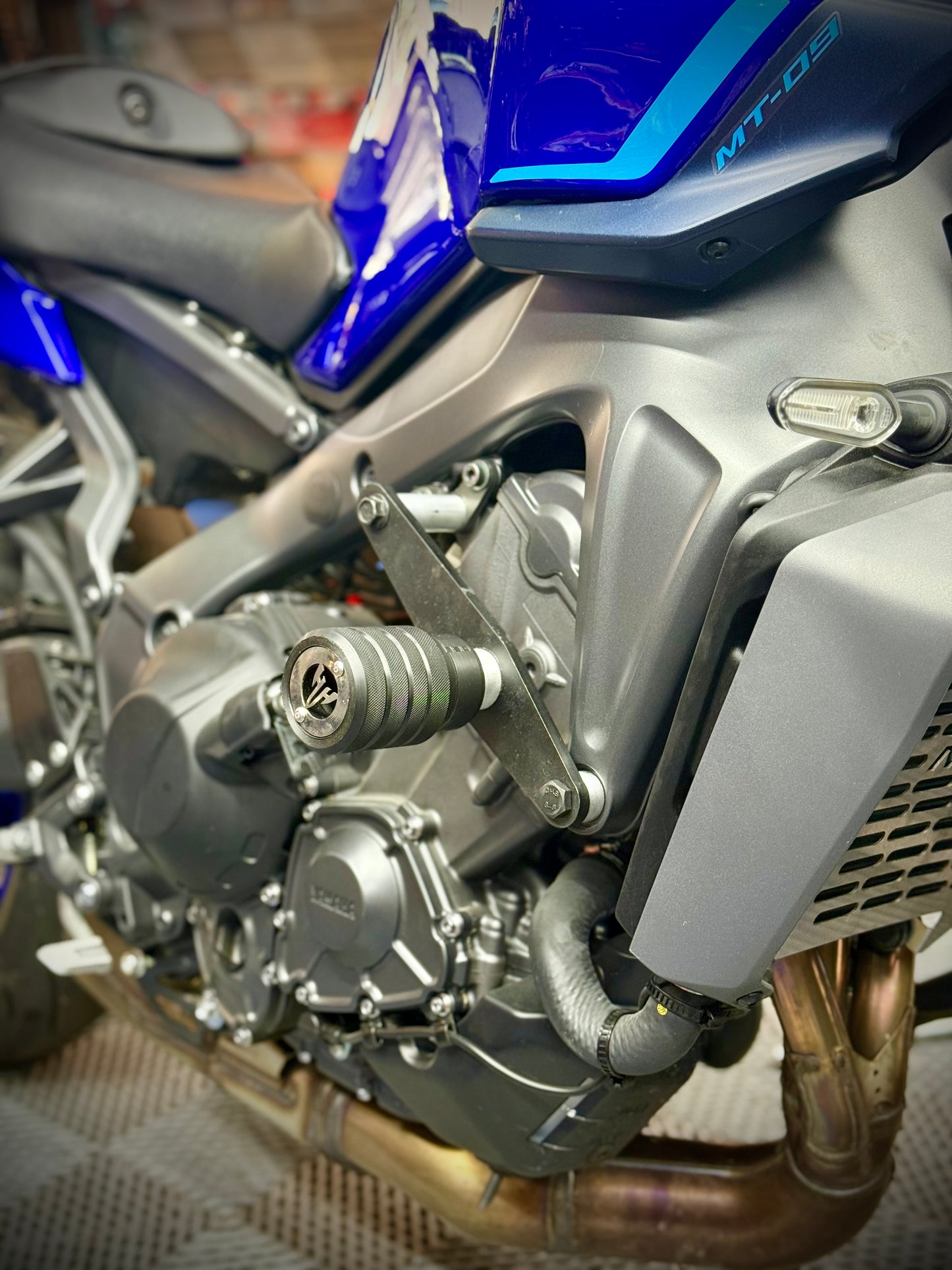 SLIDERS YAMAHA MT09 V4