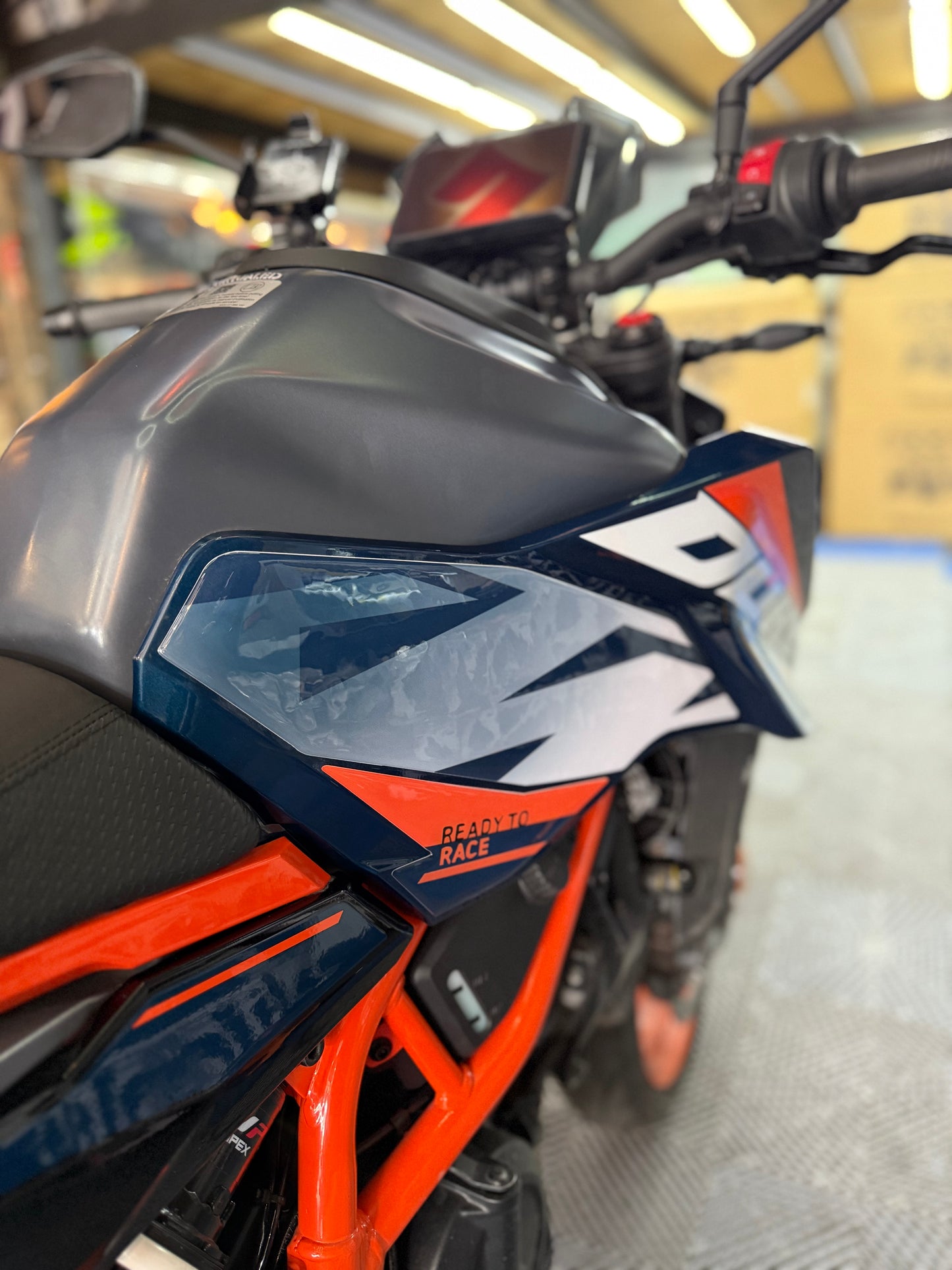 PROTECTORES DE TANQUE KTM 250 -390 3G