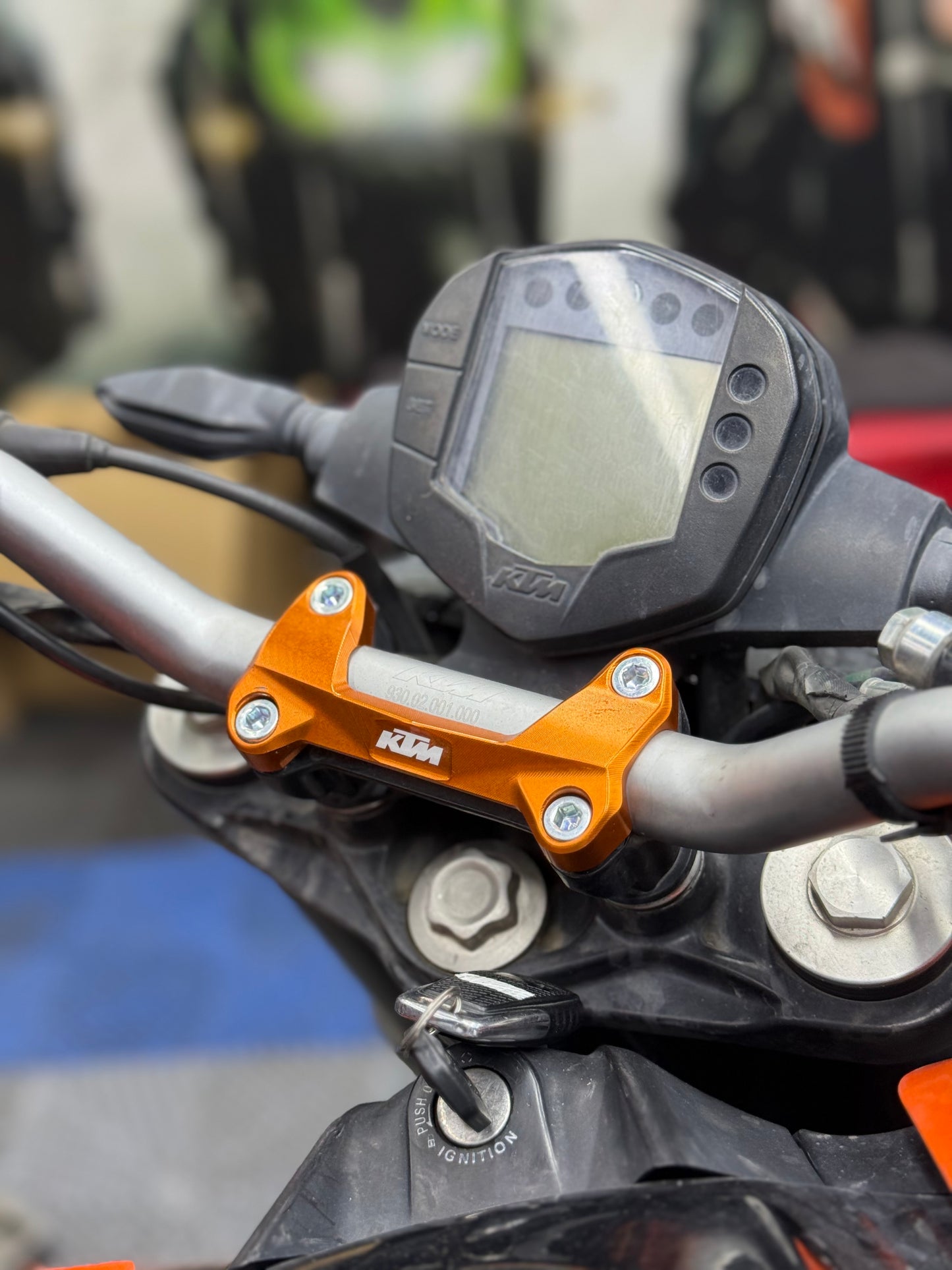LUJO ACUTRAX KTM DUKE 200/390