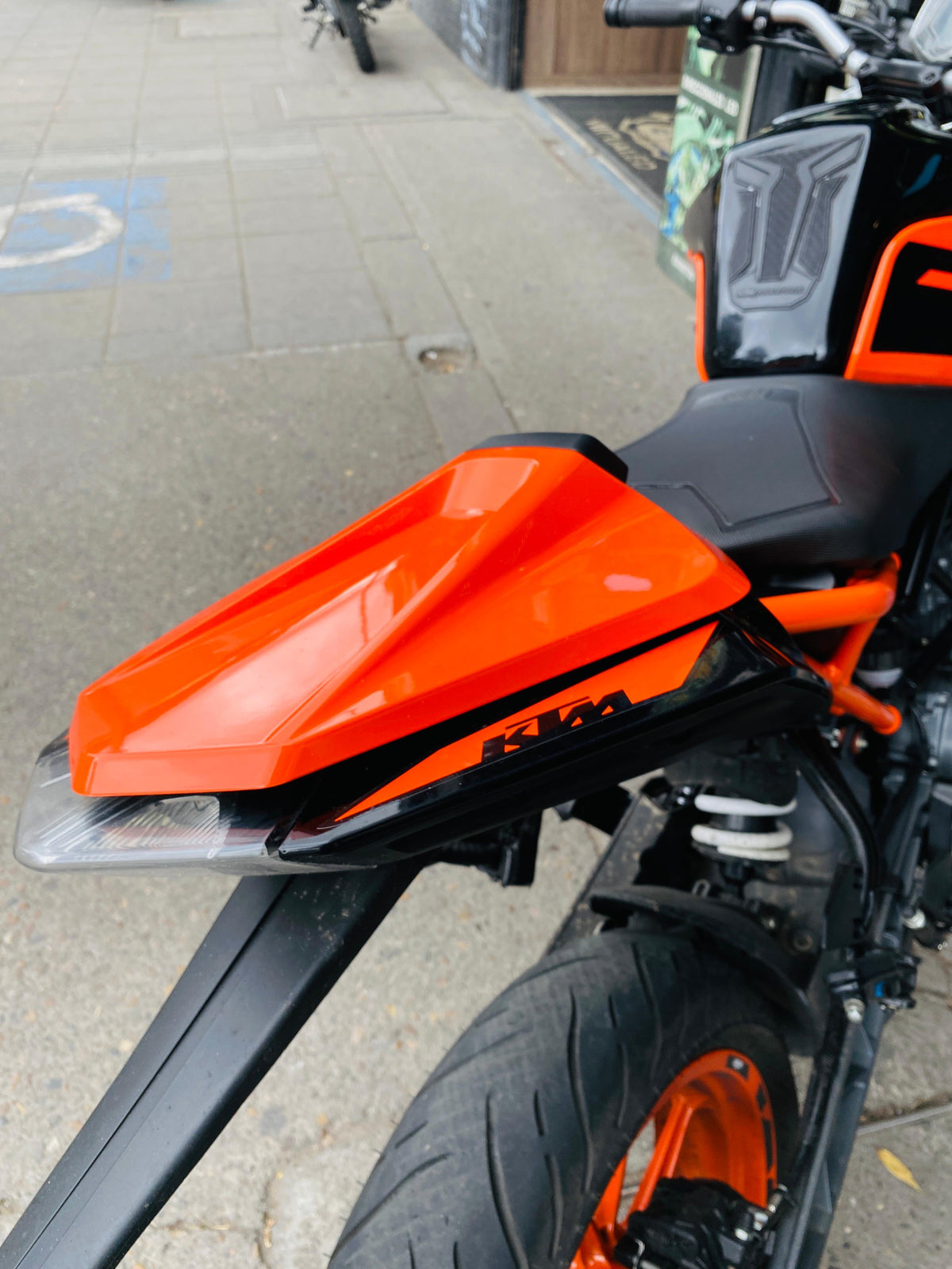 SOLO SEAT KTM DUKE 200-250-390NG