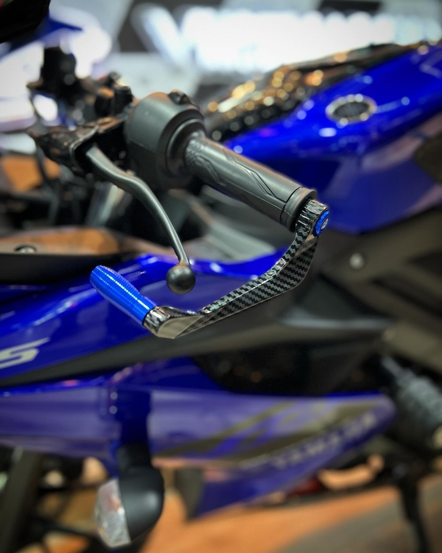 HAND SAVERS YAMAHA R15V4