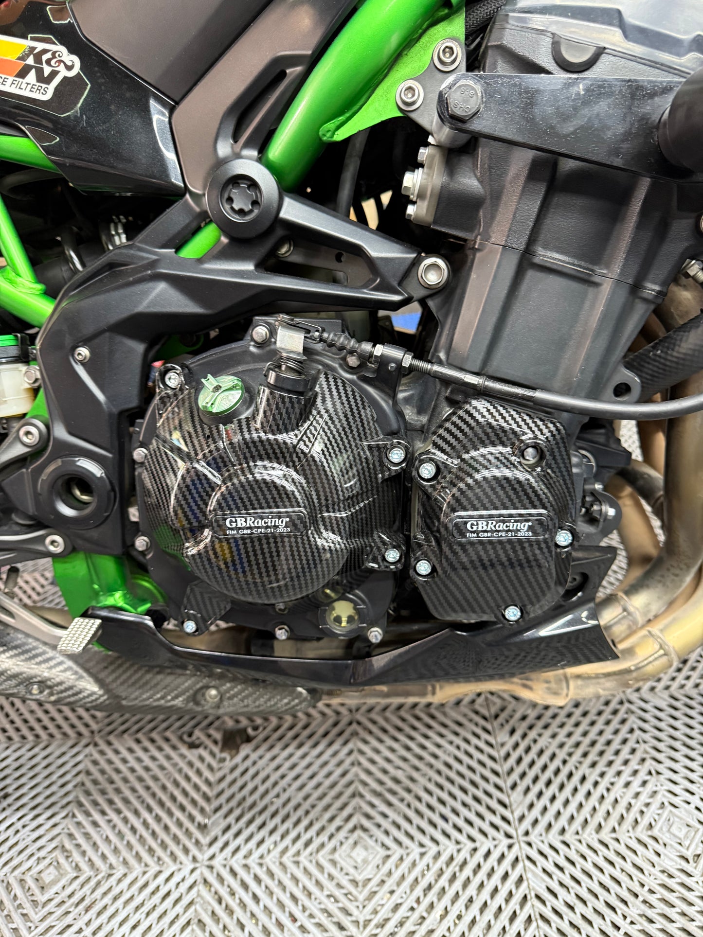 SLIDERS CUBIERTA DE MOTOR KAWASAKI Z900