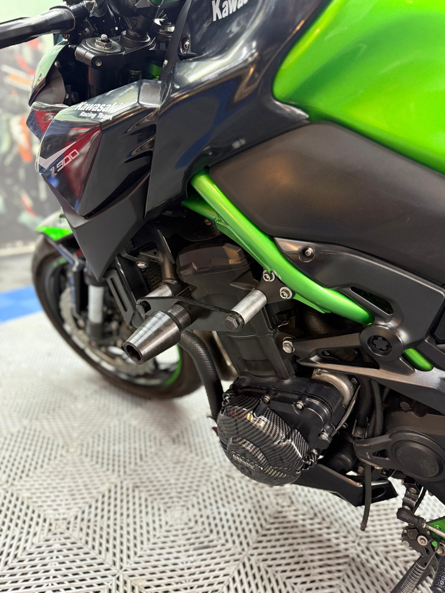 SLIDERS  KAWASAKI Z900