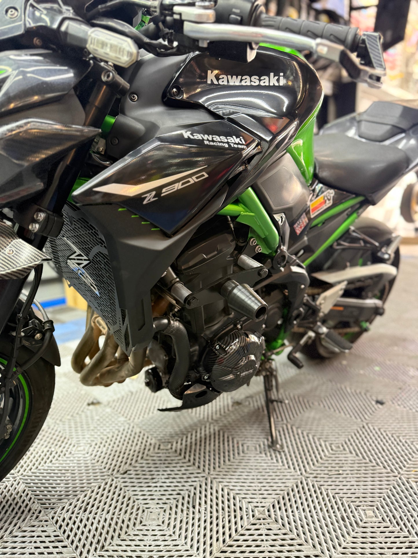 SLIDERS  KAWASAKI Z900