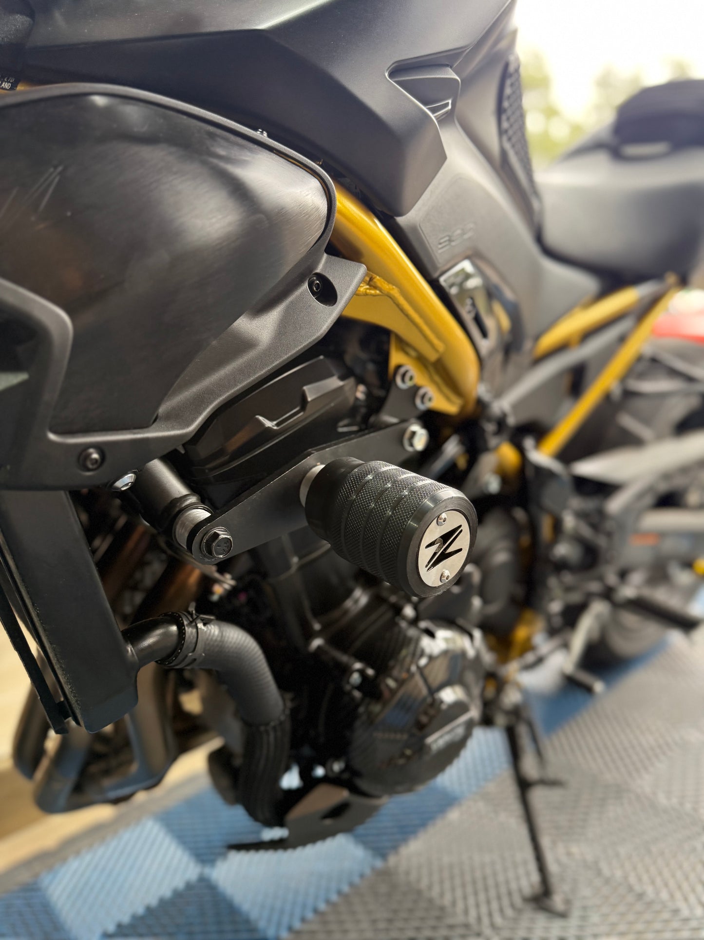 SLIDERS  KAWASAKI Z900