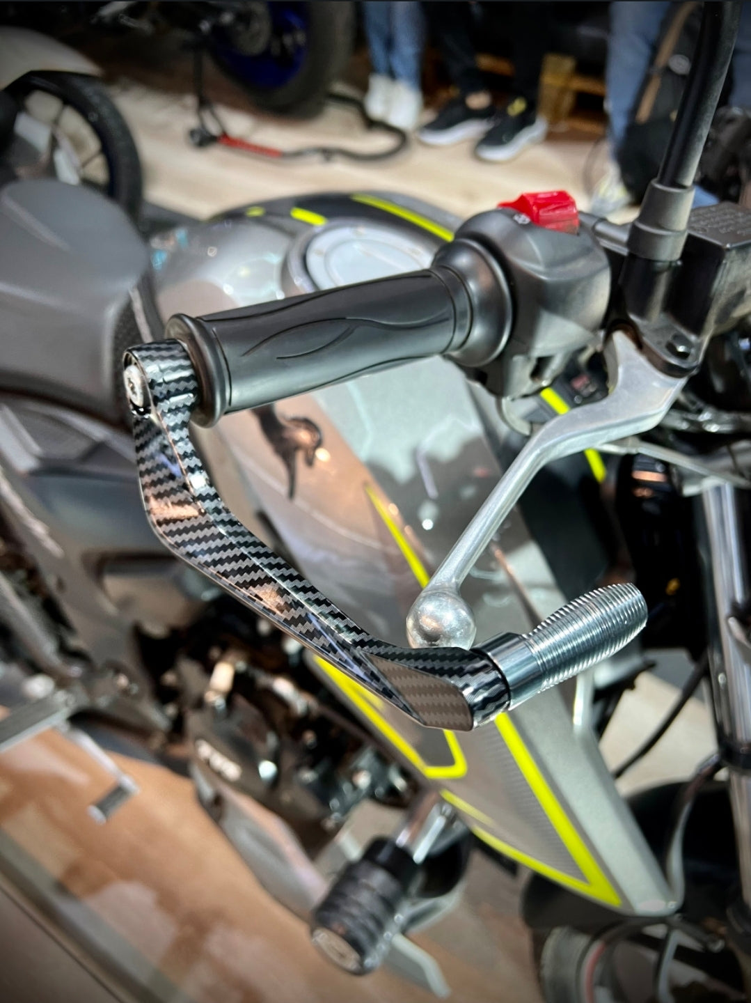 HAND SAVERS APACHE200 1604V – VIRTUALED1